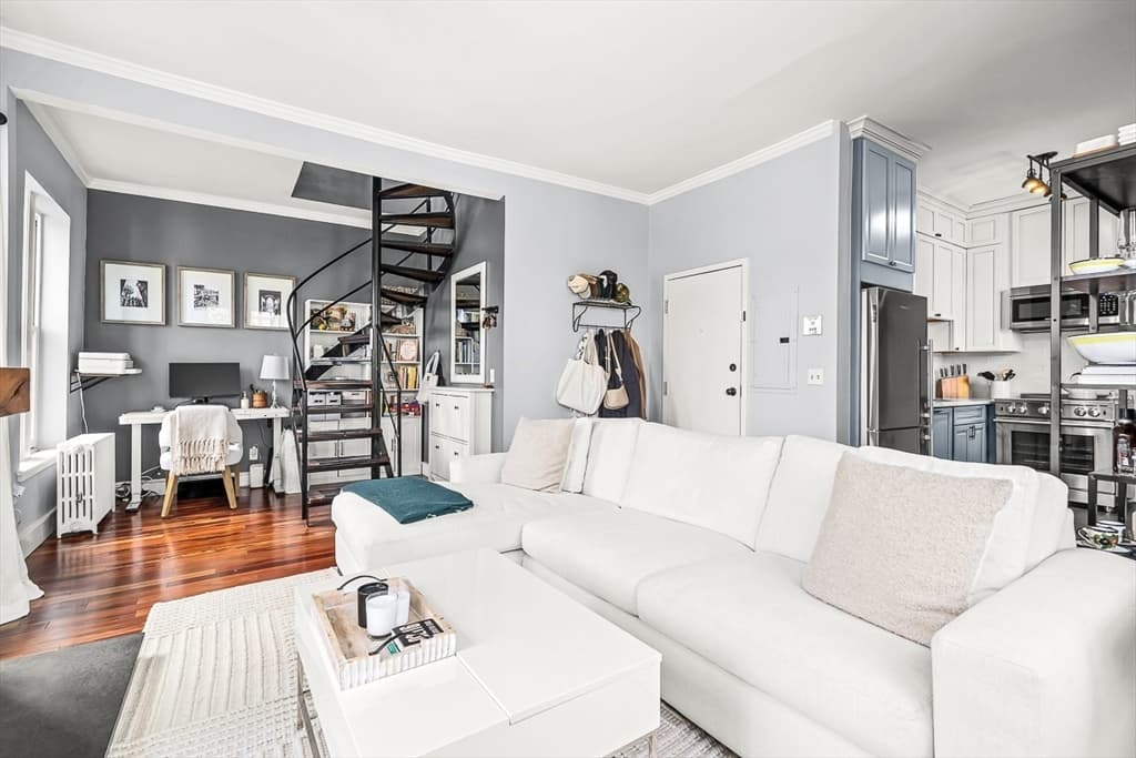 17 Cazenove St # 408, Boston MA 02116 photo 9
