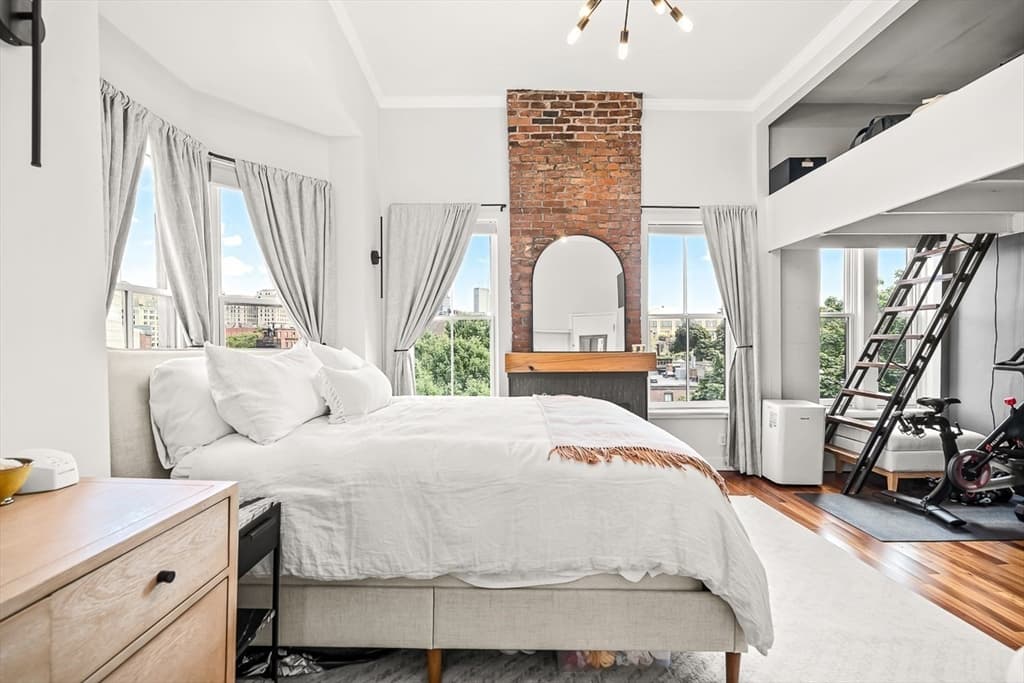 17 Cazenove St # 408, Boston MA 02116 photo 18