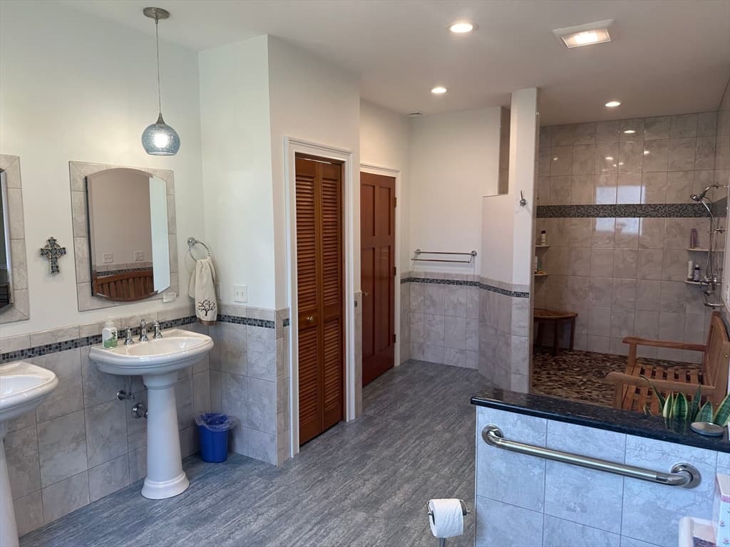 139 Blanchard St, Chicopee MA 01020 photo 23
