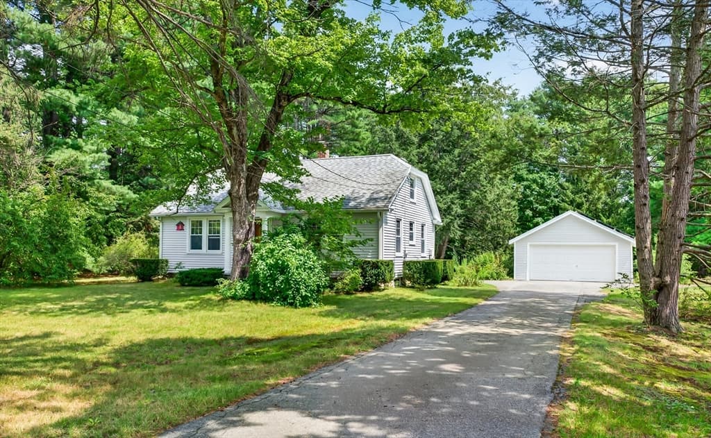 46 Tilton Ave, Lunenburg MA 01462 photo 2