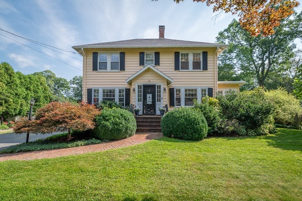Single Family Residence at 19 Brimbal Avenue, Beverly MA 01915, Beverly, photo 30 of 36