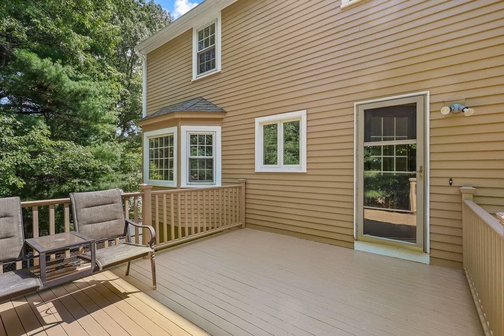 Single Family Residence at 394 Old Farm Rd, Franklin MA 02038, photo 39 of 42
