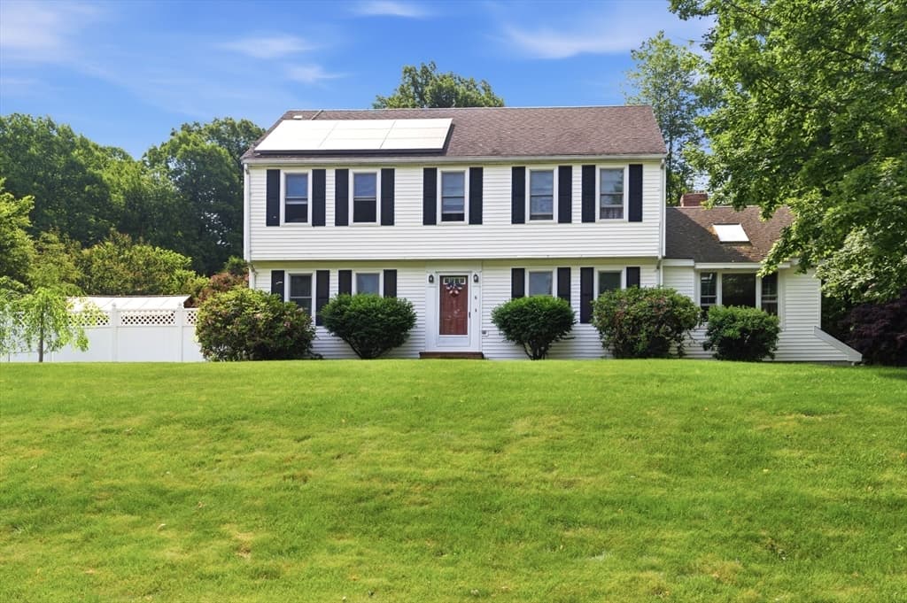 6 Rogers Ave, Marlborough MA 01752