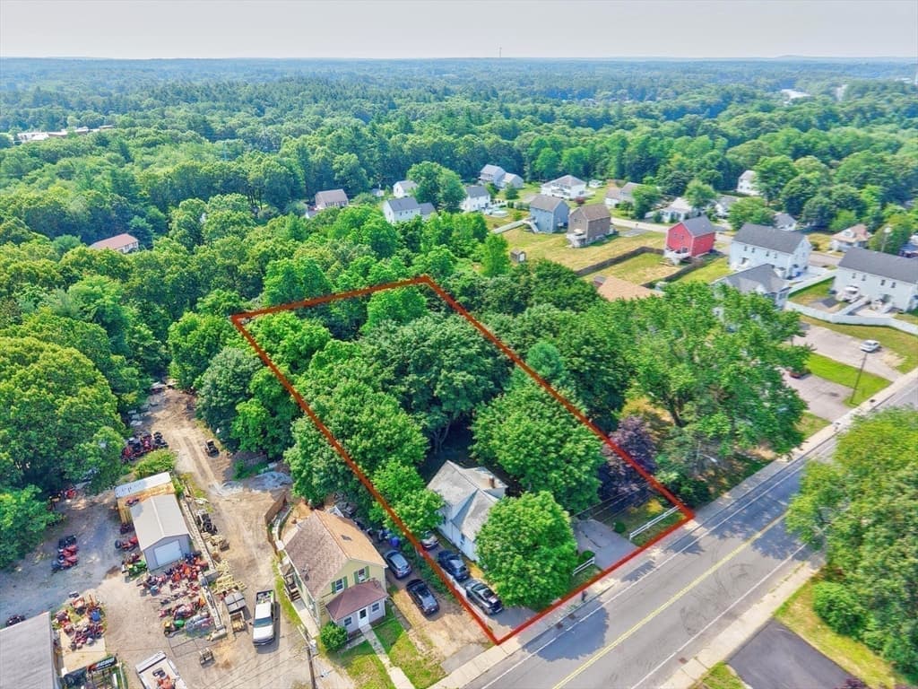 3 Lawton Street, Taunton MA 02780
