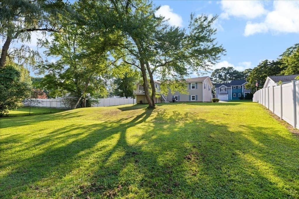 15 Blue Jay Avenue, Dracut MA 01826 photo 39