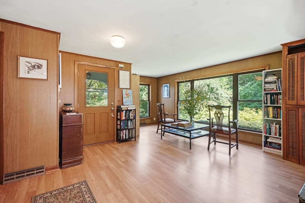 3057 Palmer St, Palmer MA 01069 photo 14