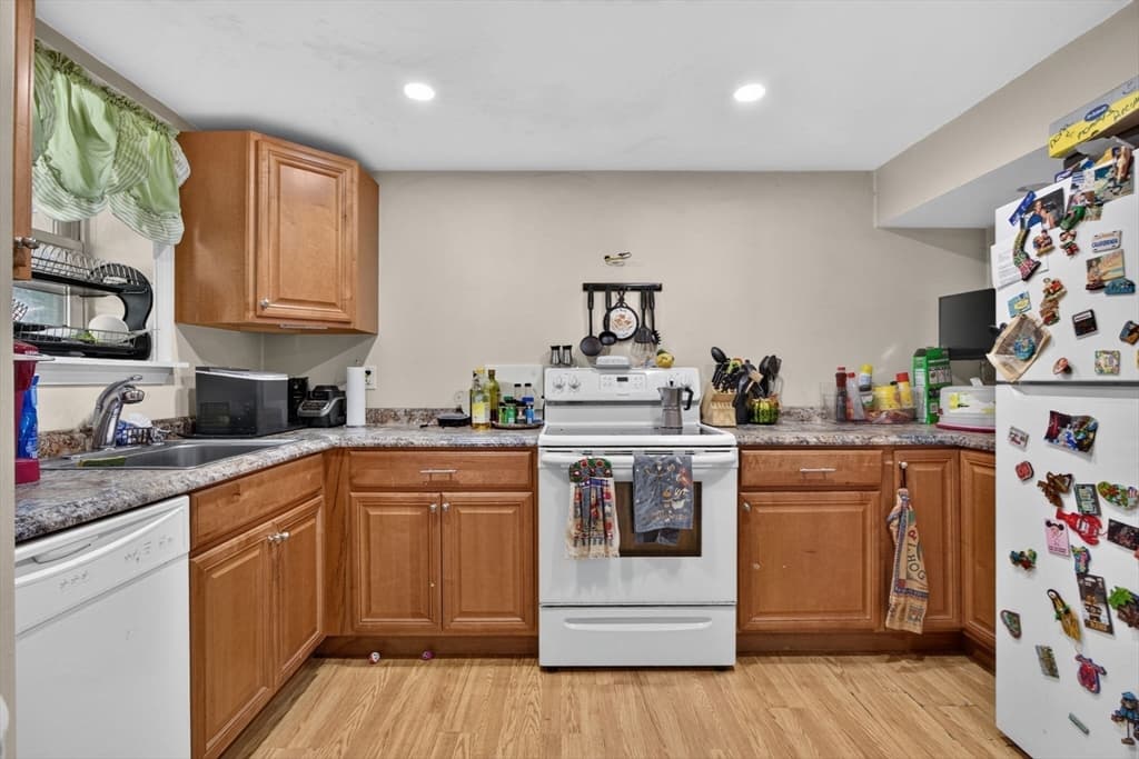 39 Mountain Ave, Saugus MA 01906 photo 23