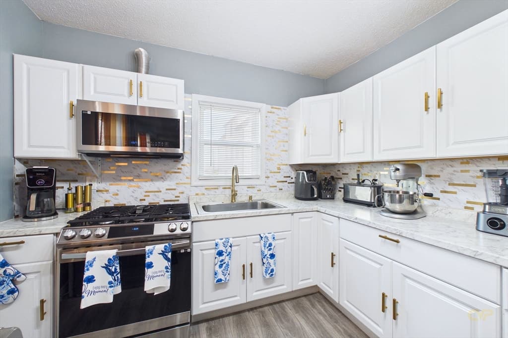 10 Ashley St, New Bedford MA 02744 photo 8