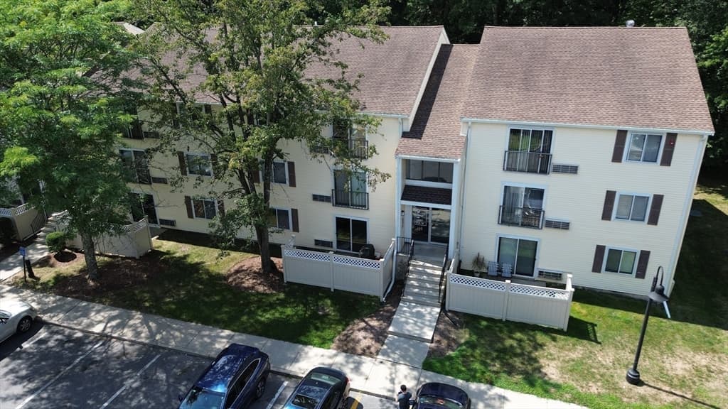 9 Village Hill Lane # 13, Natick MA 01760