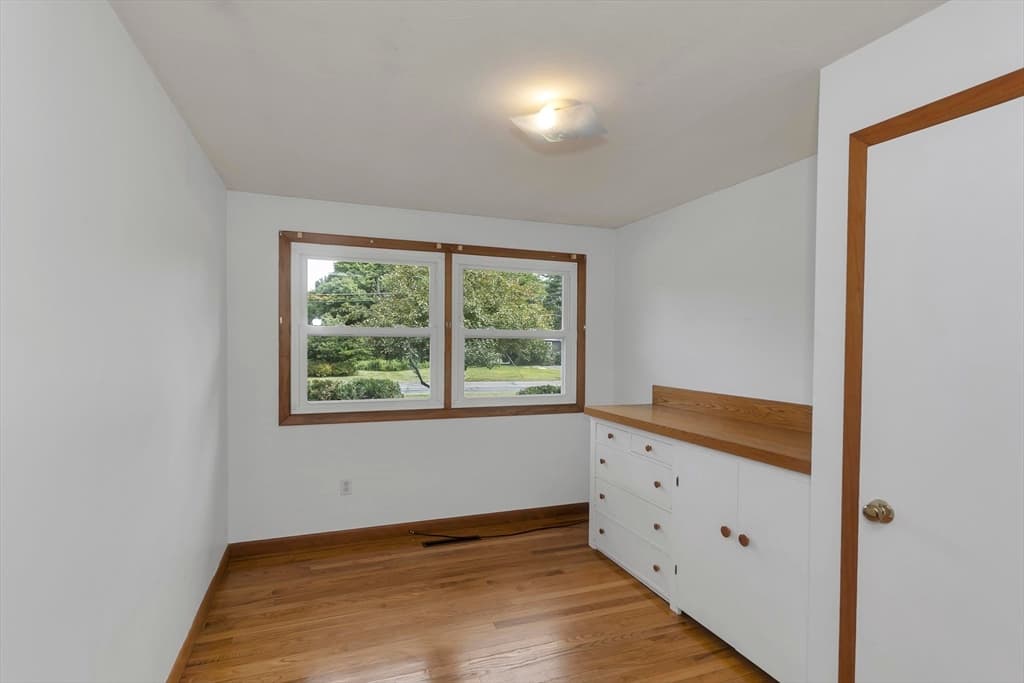 293 N Loomis St, Southwick MA 01077 photo 30