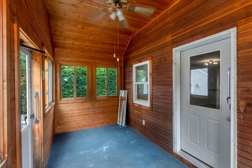 293 N Loomis St, Southwick MA 01077 photo 35