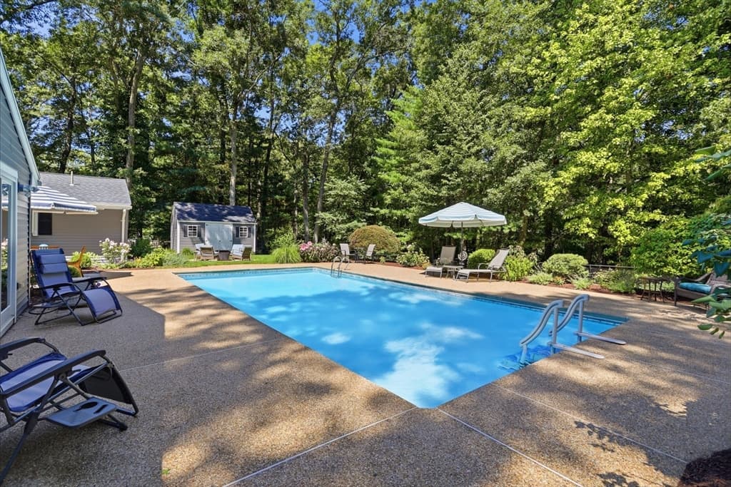 Single Family Residence at 17 Hickory Lane, Framingham MA 01701, Framingham, photo 33 of 42