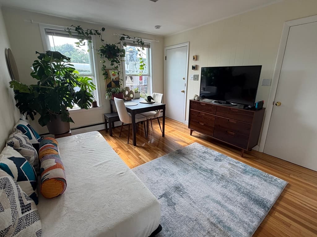 67-69 Ellery Street # 6, Cambridge MA 02138