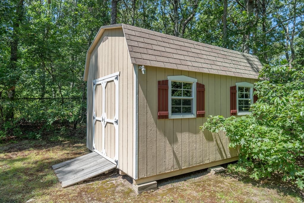 10 Pinehurst Dr, Bourne MA 02532 photo 29