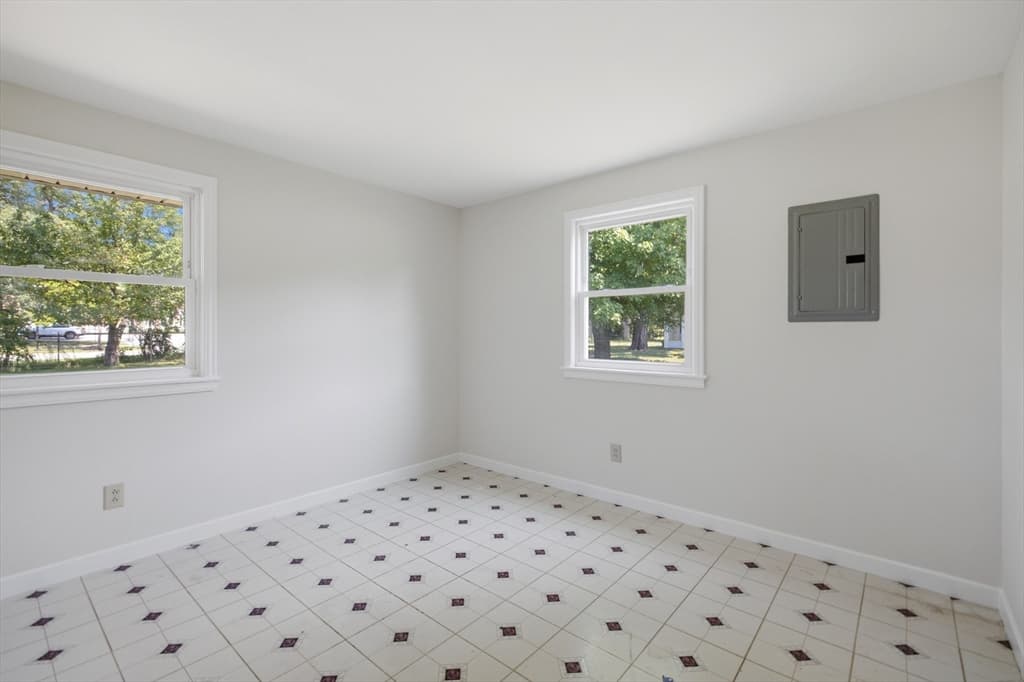 154 Maple Street, Lexington MA 02420 photo 13