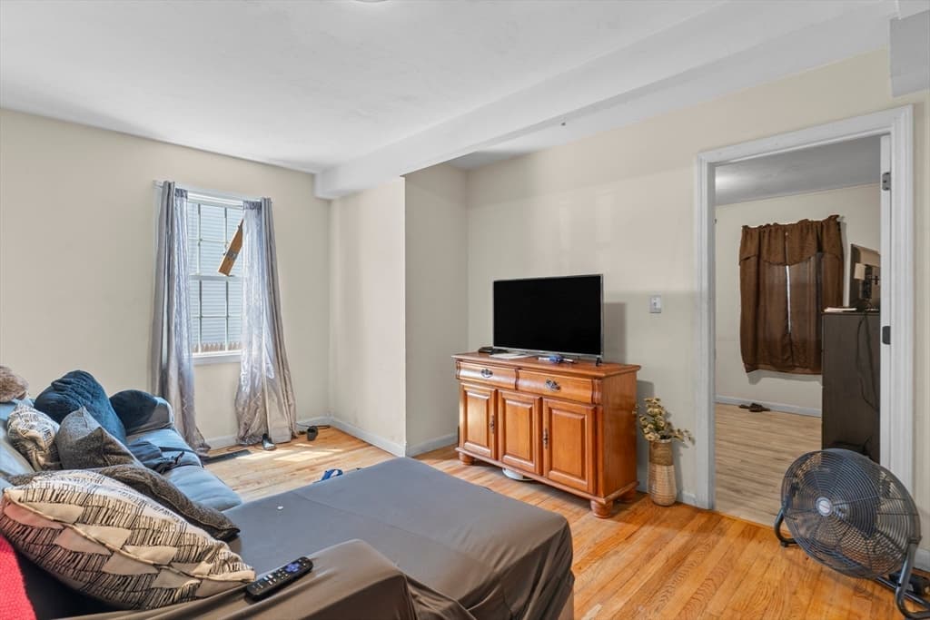122 Winthrop St, Taunton MA 02780 photo 30
