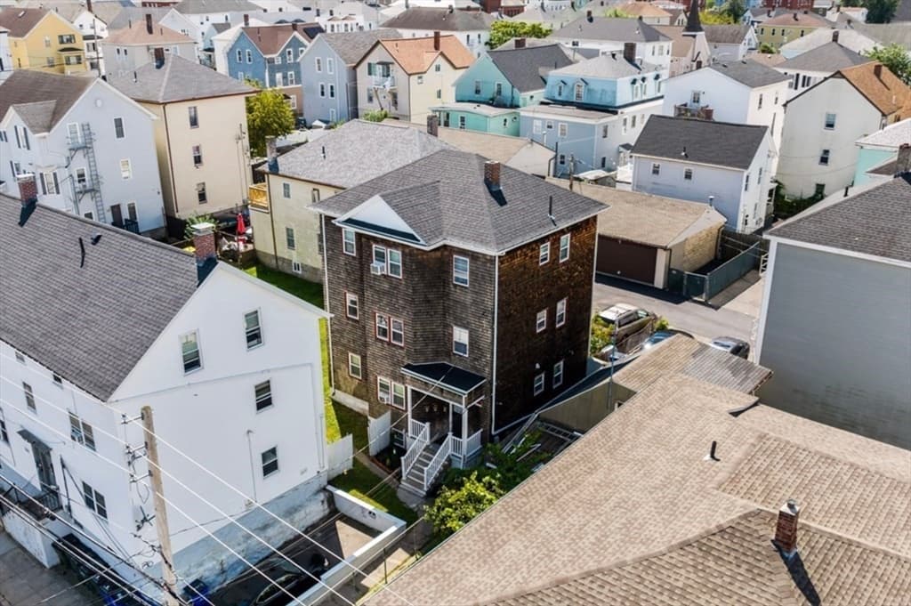 231 County St, Fall River MA 02723