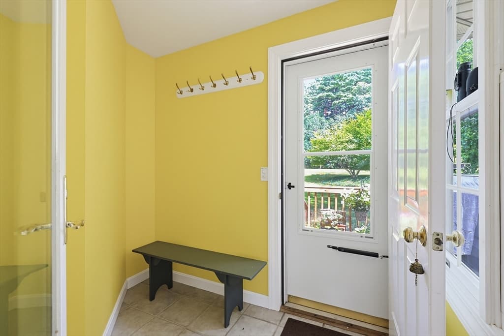 157 Taunton St, Wrentham MA 02093 photo 13