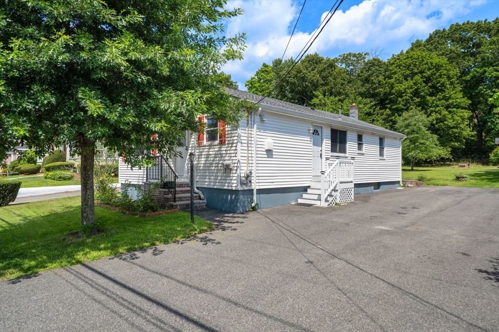 33 Cross St, Brockton MA 02301 photo 24