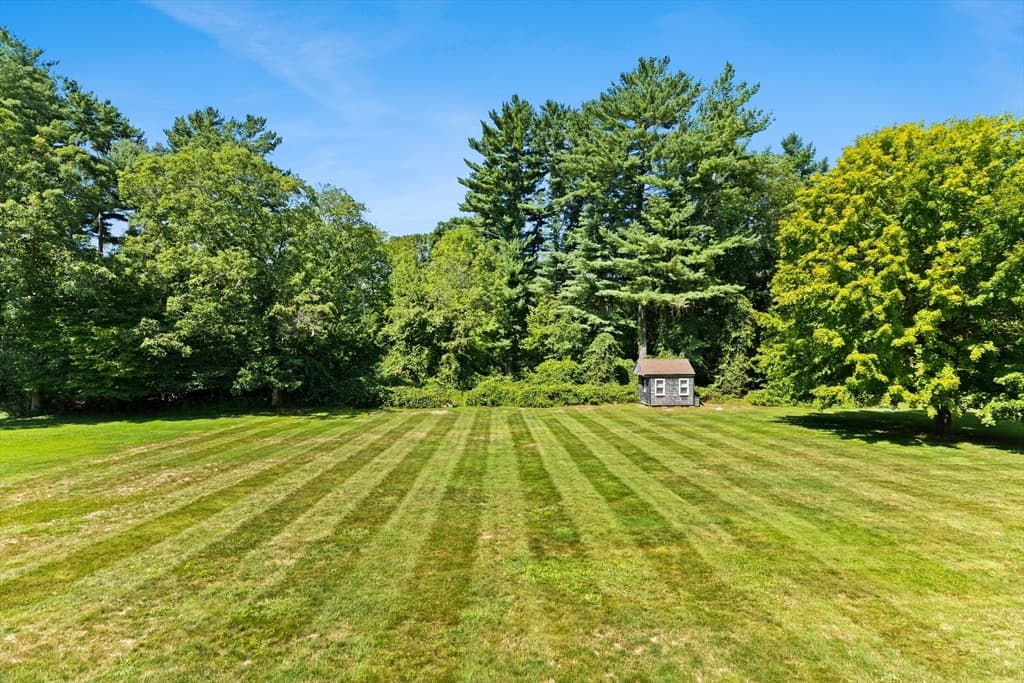 360 W Washington St, Hanson MA 02341 photo 10