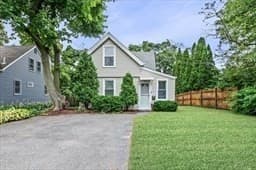 26 Central Street, Nahant MA 01908