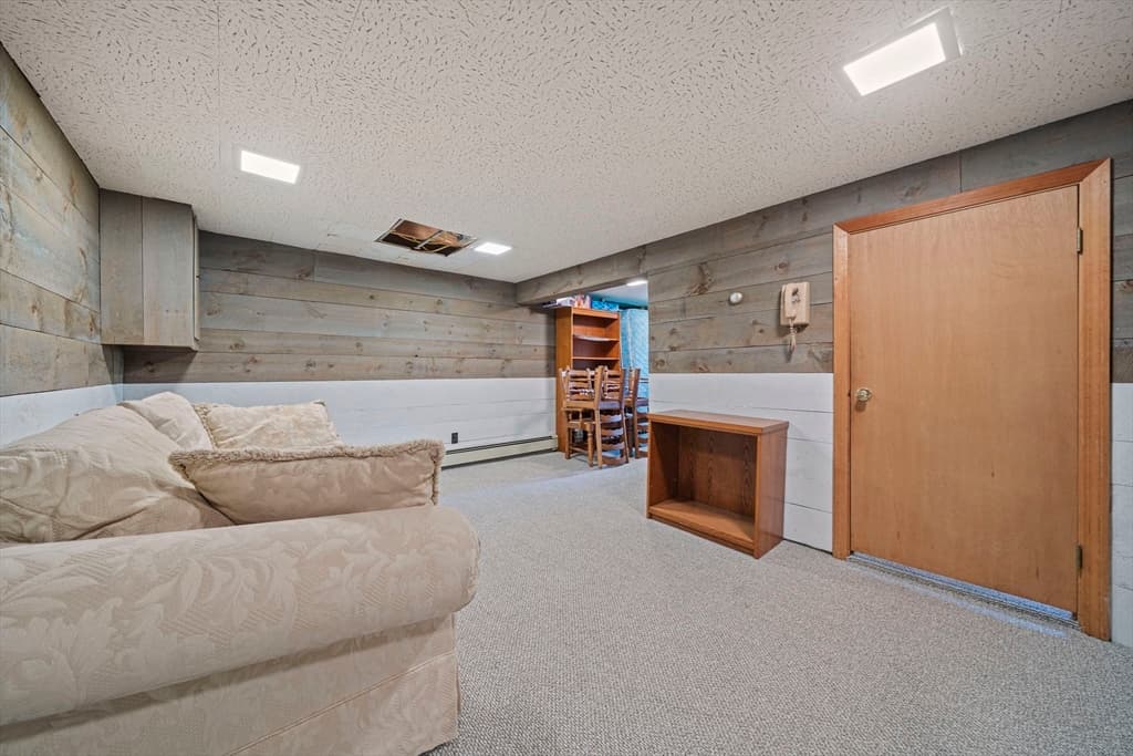 Single Family Residence at 10 Curtis Cir, Canton MA 02021, Canton, photo 23 of 25