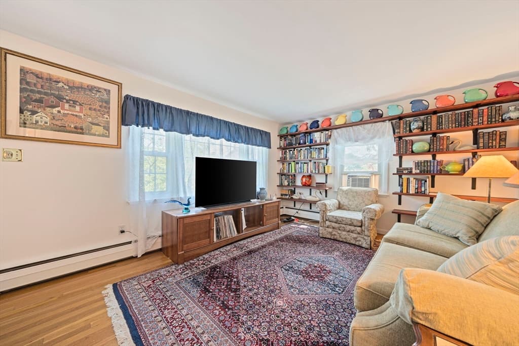 Single Family Residence at 10 Curtis Cir, Canton MA 02021, Canton, photo 12 of 25