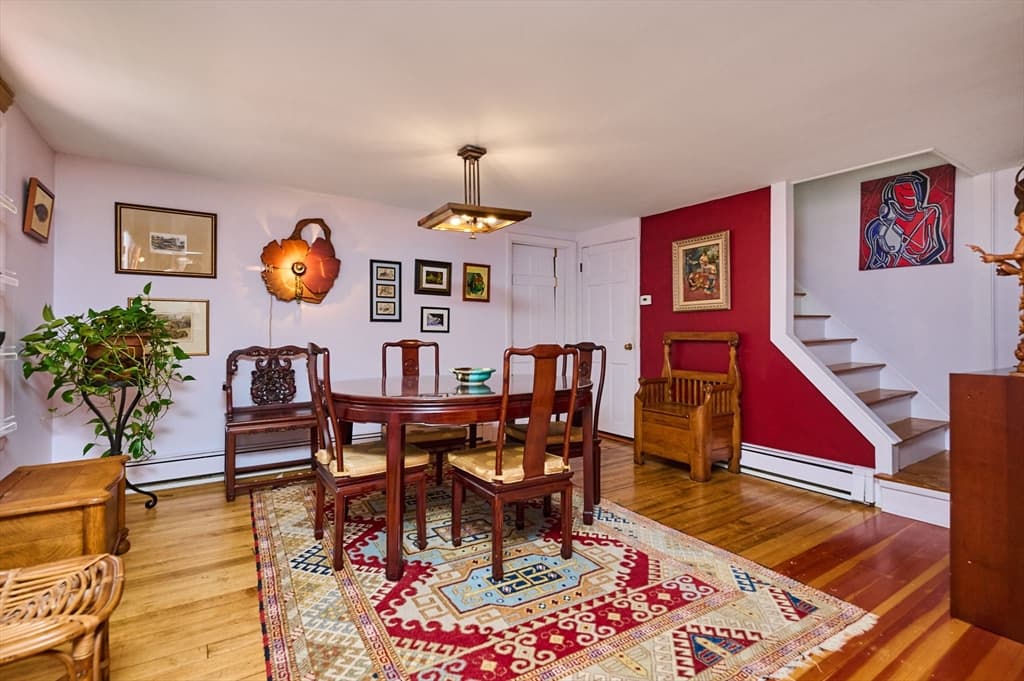 93 Arch St, Northampton MA 01053 photo 4