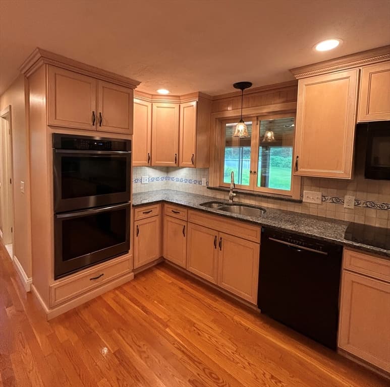 73 Maynard St, Northborough MA 01532 photo 22