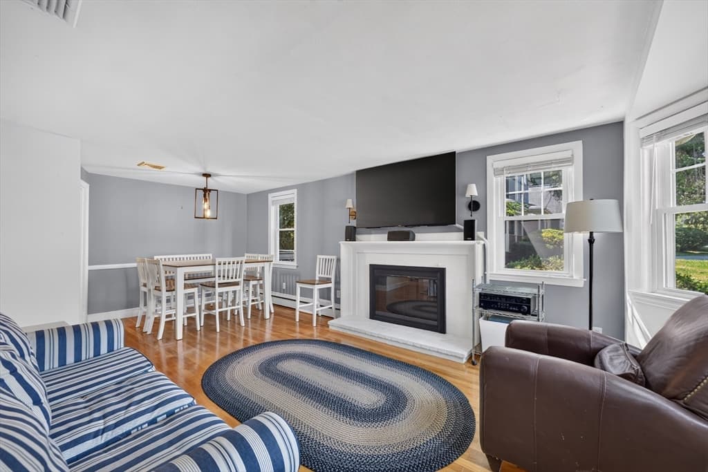 462 Chestnut St, Needham MA 02492 photo 10