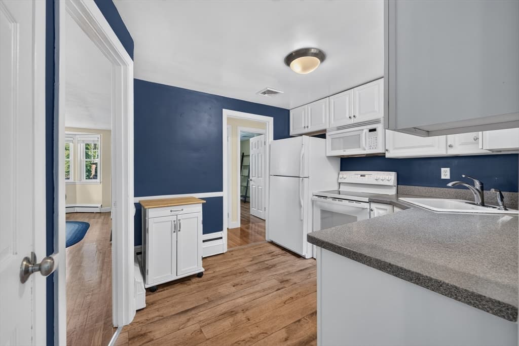 462 Chestnut St, Needham MA 02492 photo 19