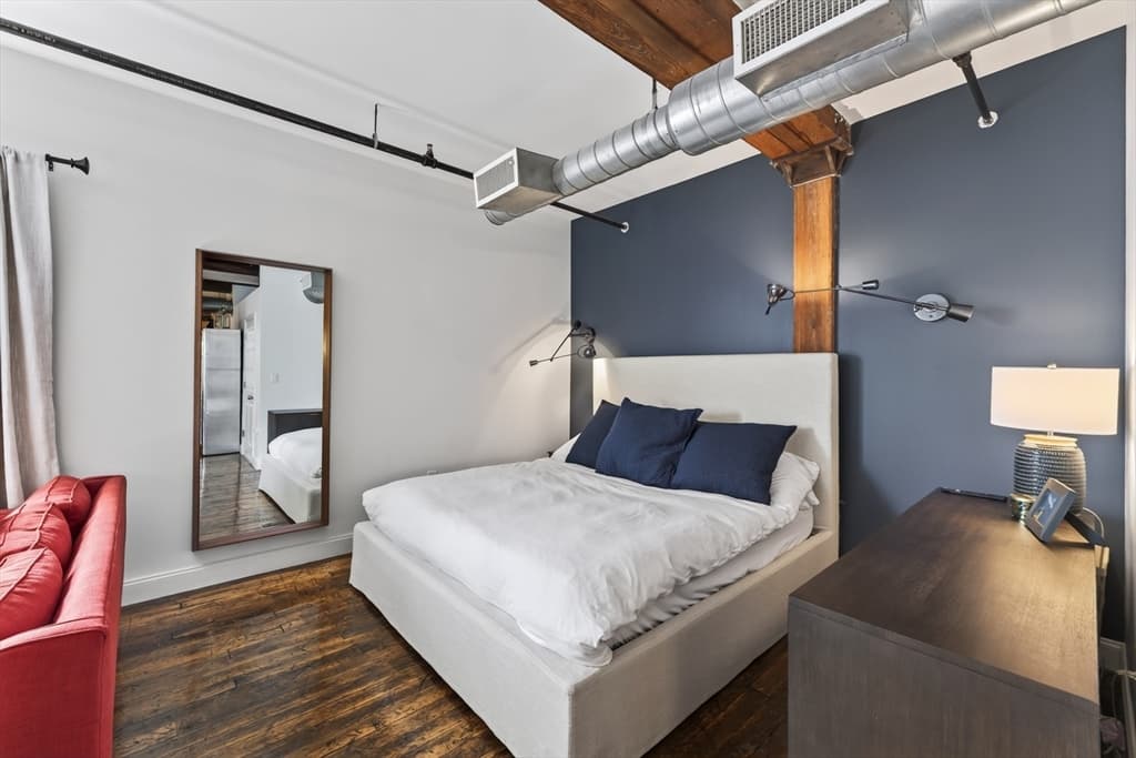 881 E 1st St # 203, Boston MA 02127 photo 15