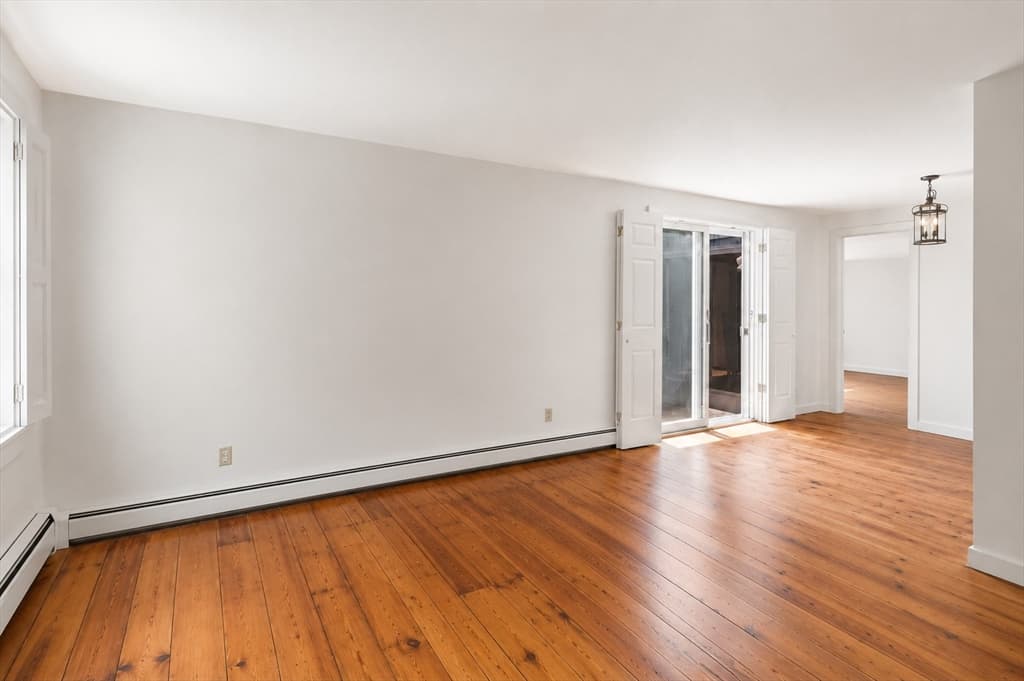 21 Mill Road, Falmouth MA 02540 photo 5
