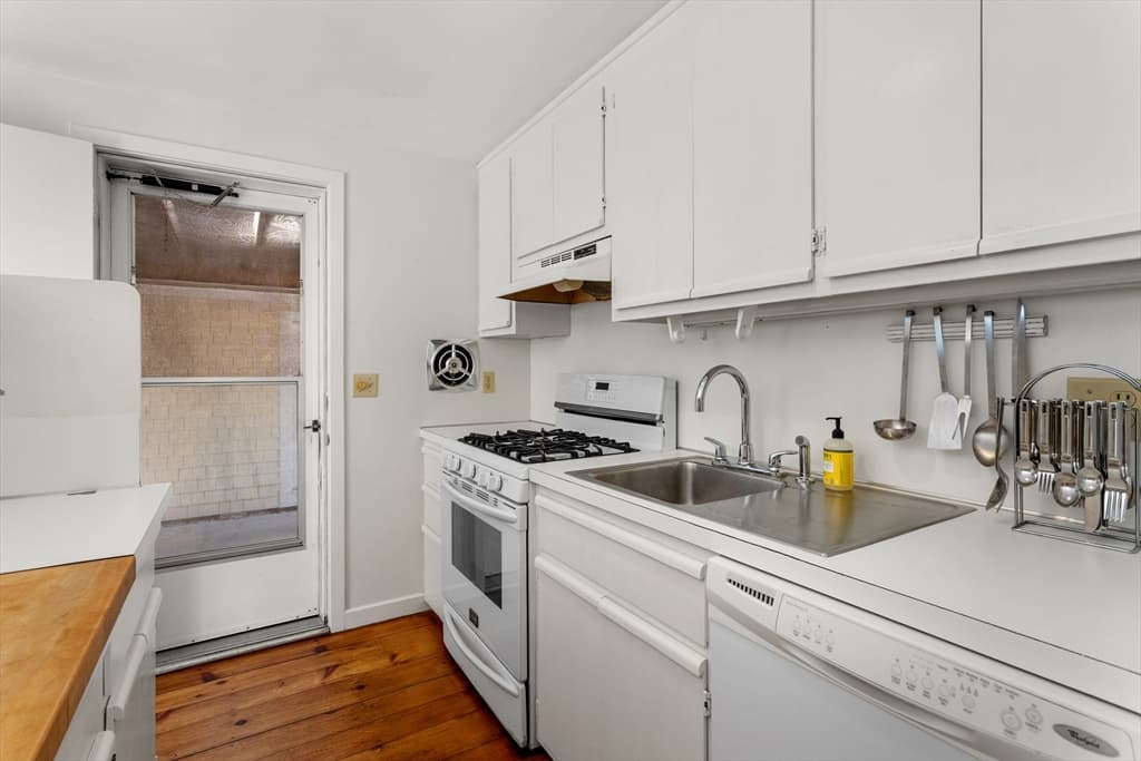 21 Mill Road, Falmouth MA 02540 photo 9