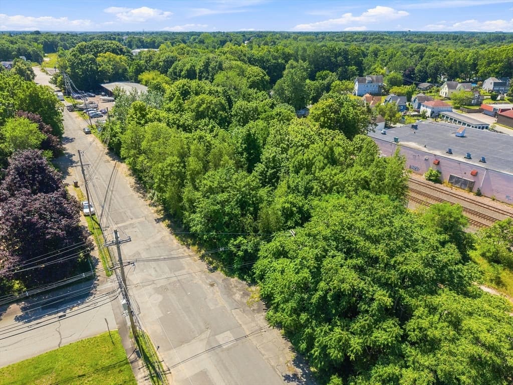 50 Cambridge St, Middleboro MA 02346