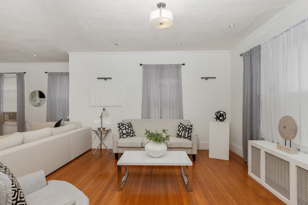 16 Logan St, Lawrence MA 01841 photo 9