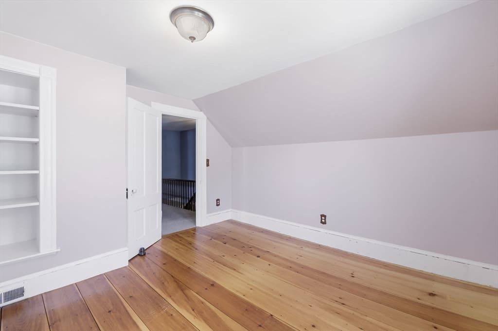 16 Collins St, Newburyport MA 01950 photo 17