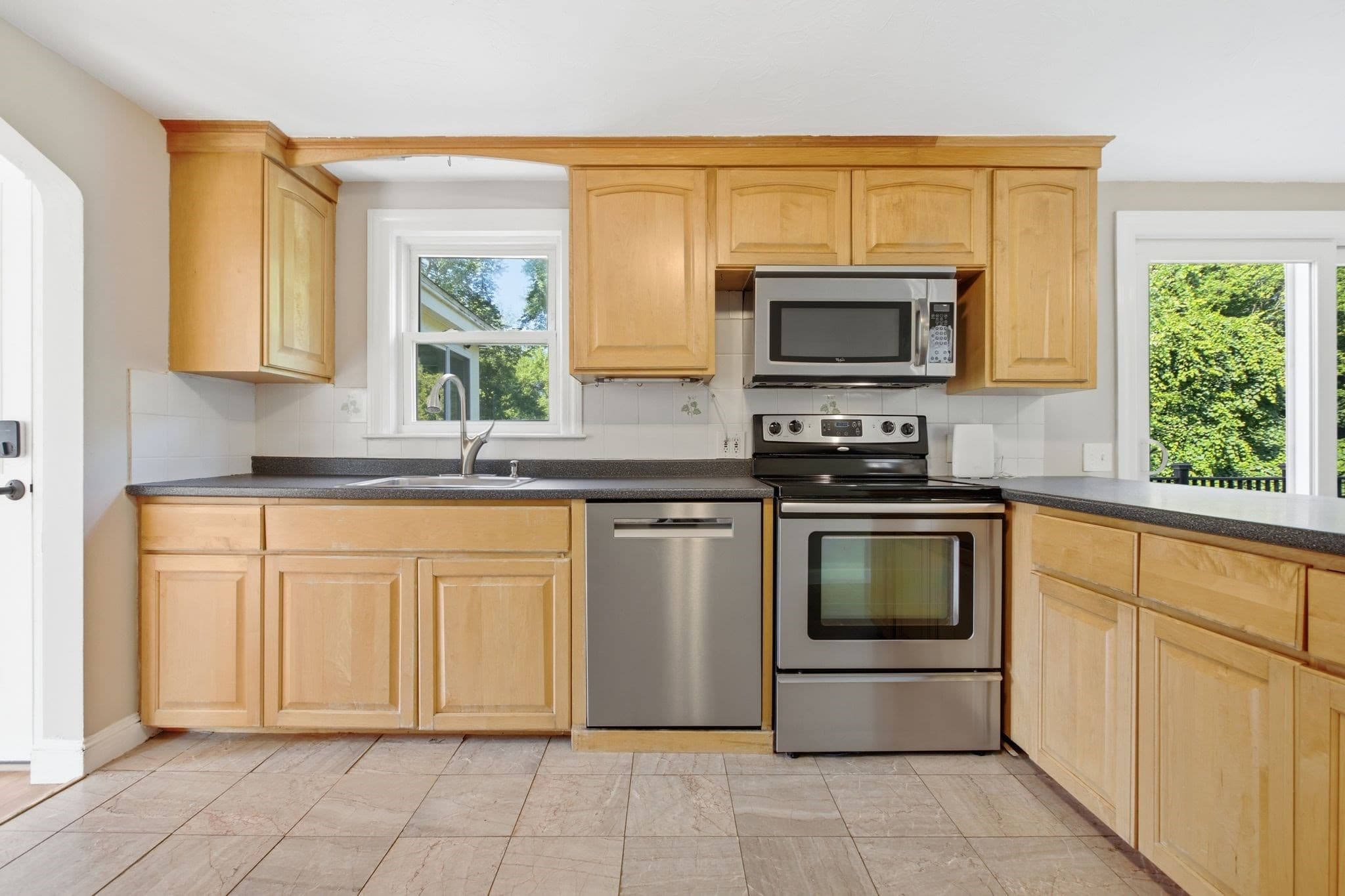 Single Family Residence at 14 Pleasant St, North Reading MA 01864, North Reading, photo 13 of 42