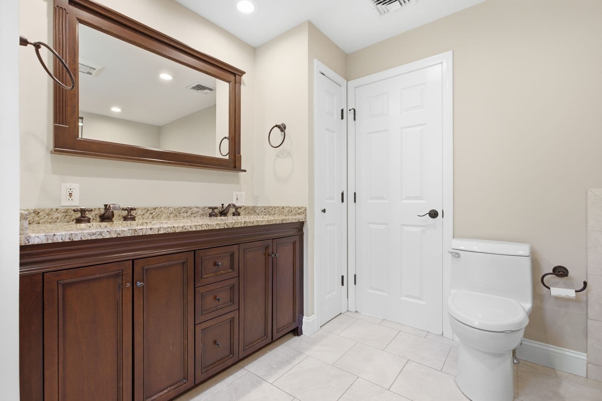 Single Family Residence at 14 Pleasant St, North Reading MA 01864, North Reading, photo 31 of 42