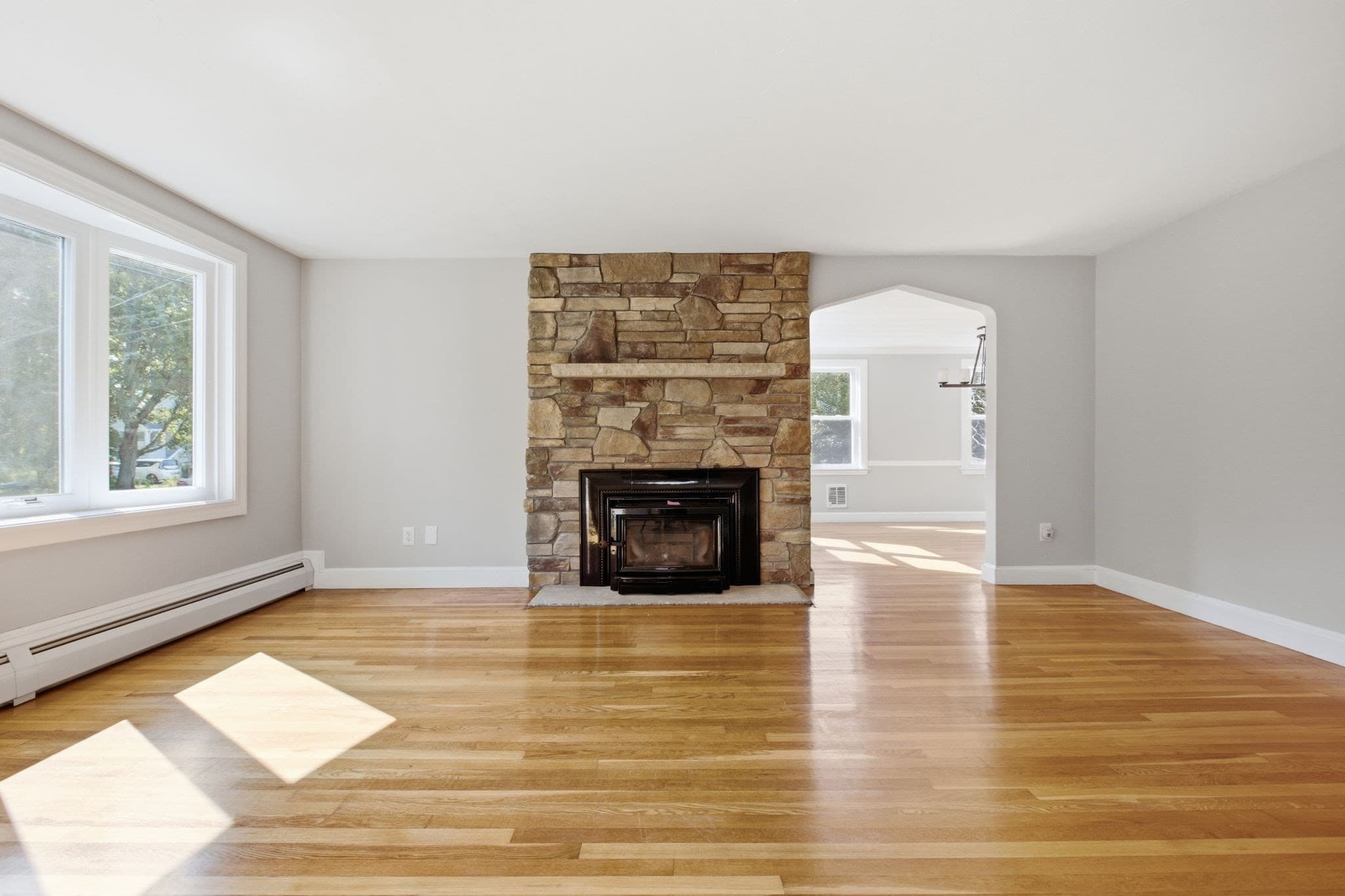 Single Family Residence at 14 Pleasant St, North Reading MA 01864, North Reading, photo 4 of 42
