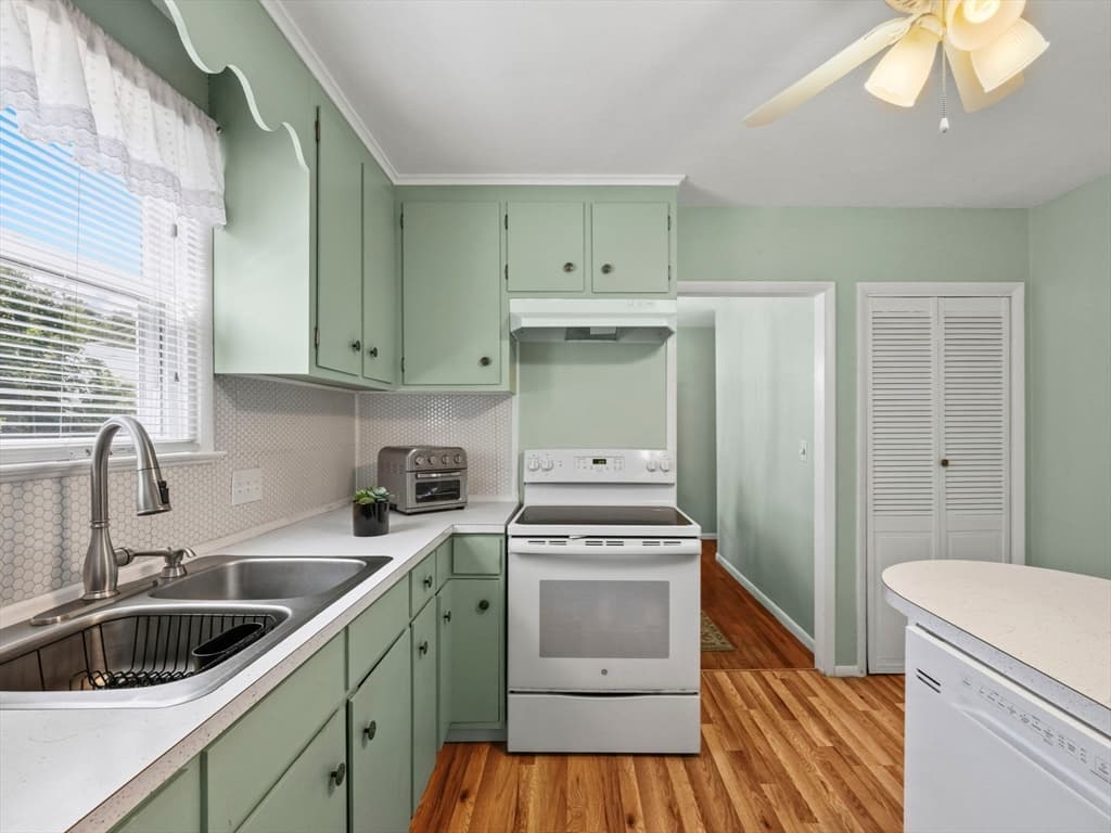 170 Verona St, Lynn MA 01904 photo 12