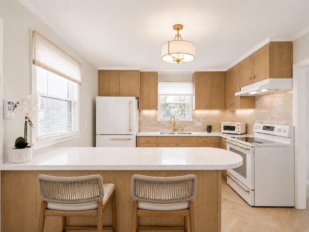 170 Verona St, Lynn MA 01904 photo 8