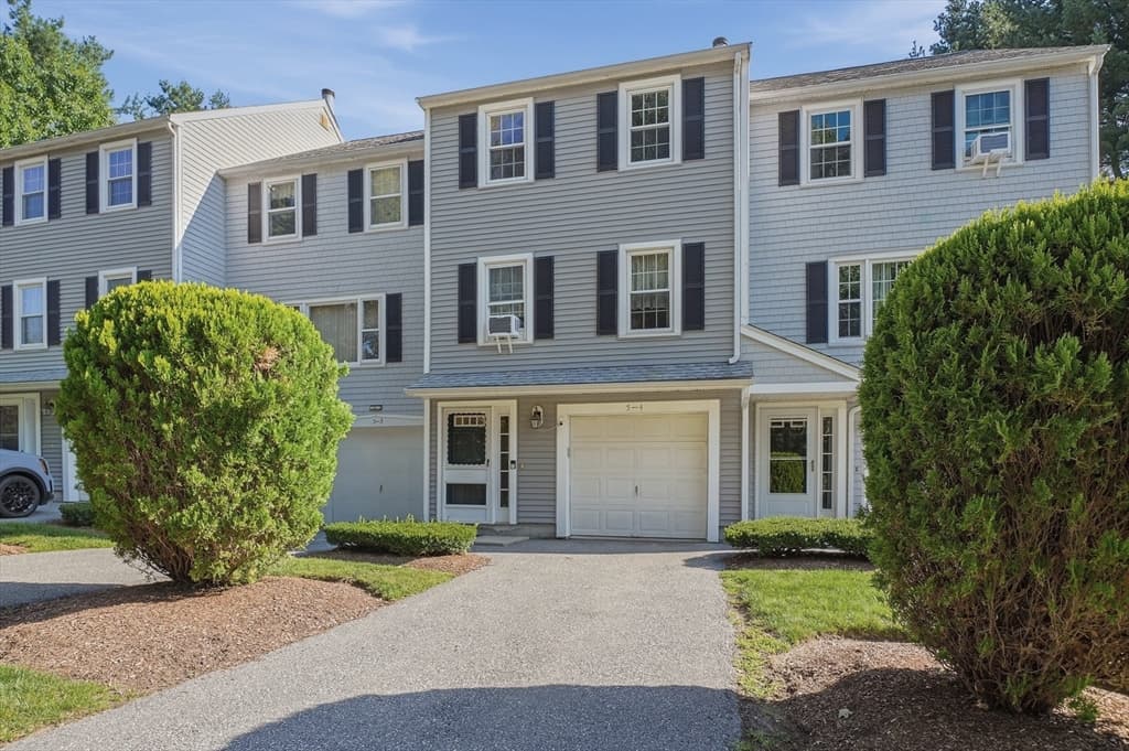5 Tuck Farm Road # 4, Auburn MA 01501