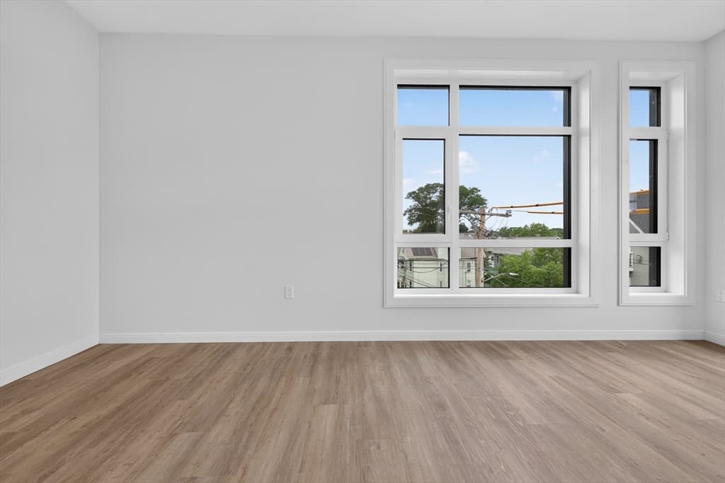 13 Warwick St # 302, Somerville MA 02144 photo 23