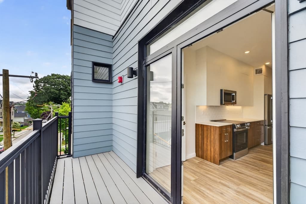 13 Warwick St # 302, Somerville MA 02144 photo 7