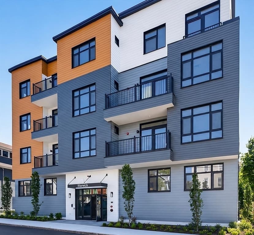 13 Warwick St # 302, Somerville MA 02144