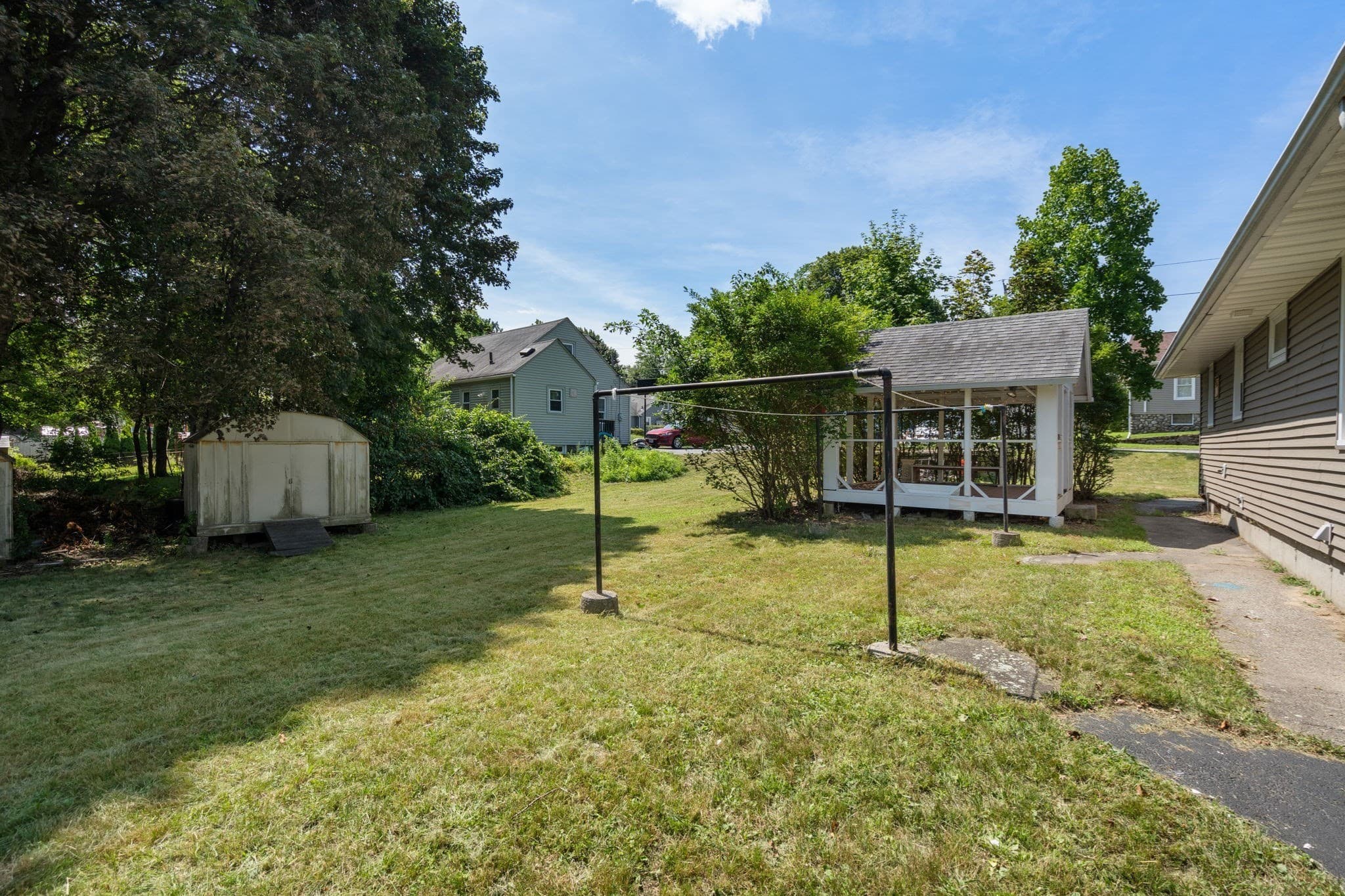 Single Family Residence at 128 Clark St, Worcester MA 01606, Worcester, photo 23 of 34