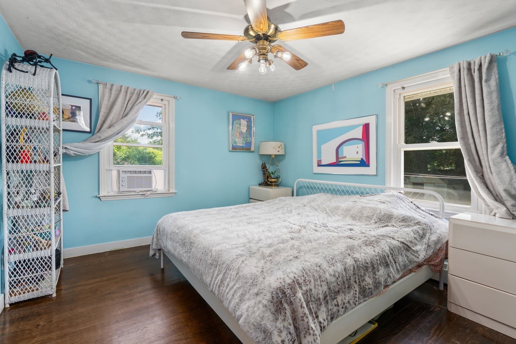 Single Family Residence at 128 Clark St, Worcester MA 01606, Worcester, photo 13 of 34