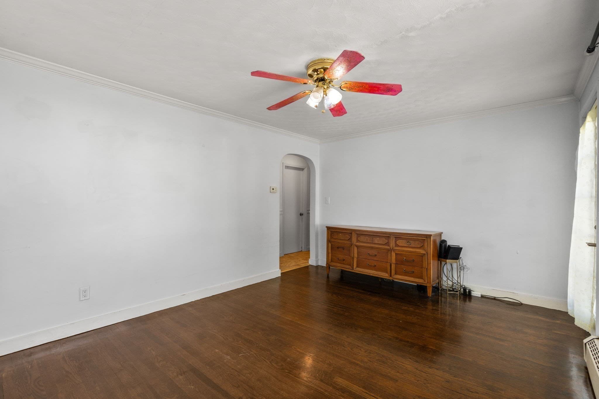 Single Family Residence at 128 Clark St, Worcester MA 01606, Worcester, photo 11 of 34