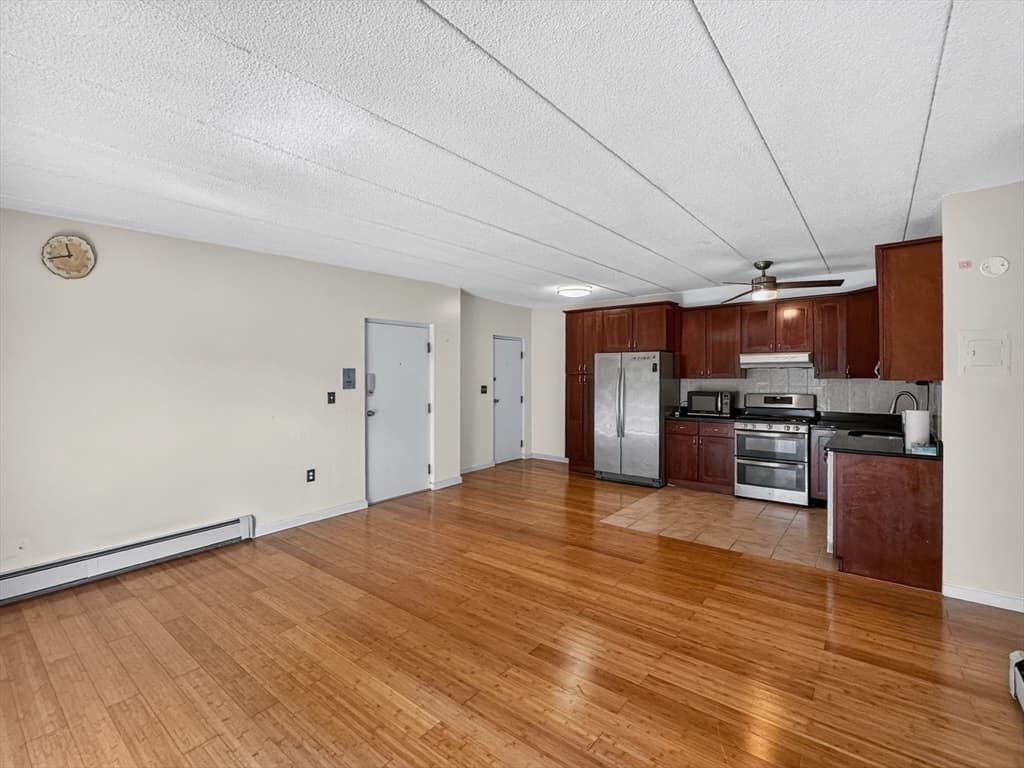 20 Skyline Dr # 11, Braintree MA 02184 photo 6